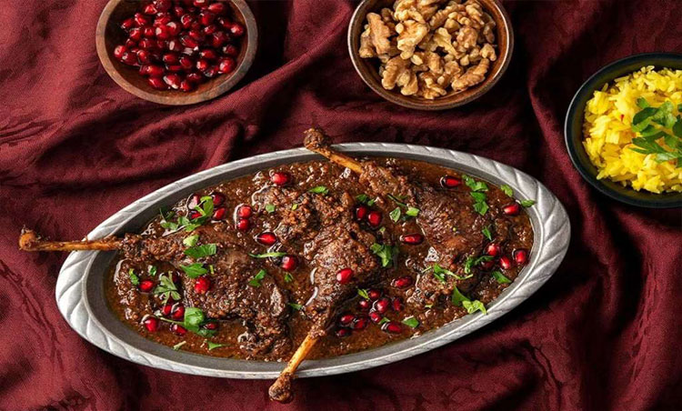 فسنجان مرغ