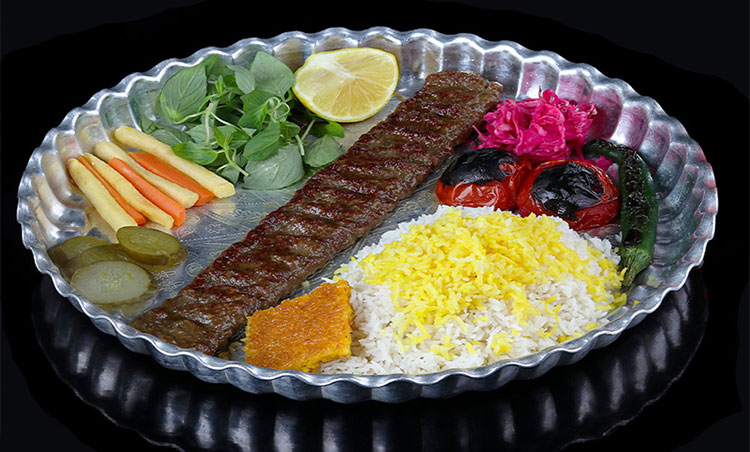 چلوکباب لقمه زعفرانی